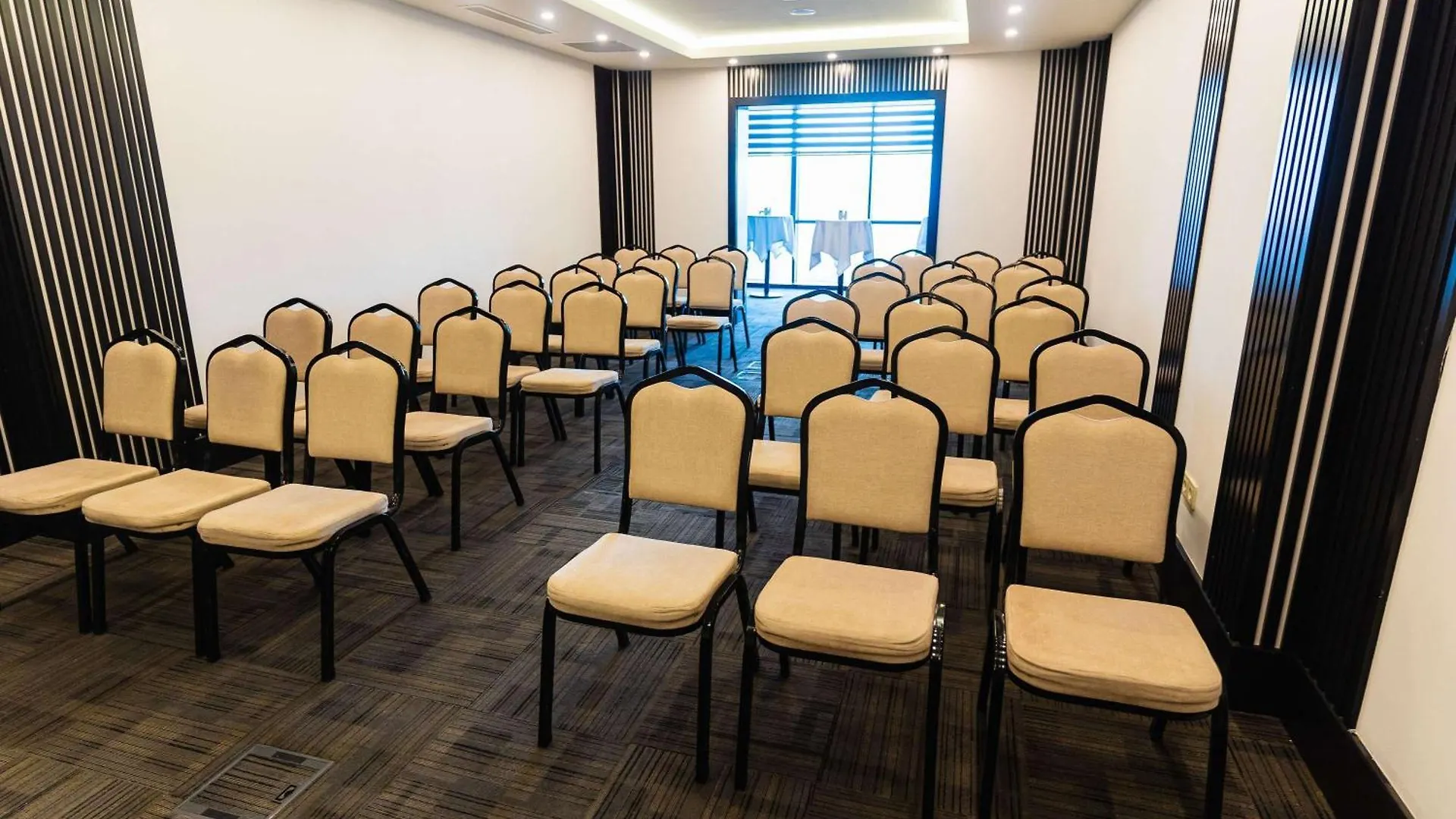 Mercure Baku City Hotel